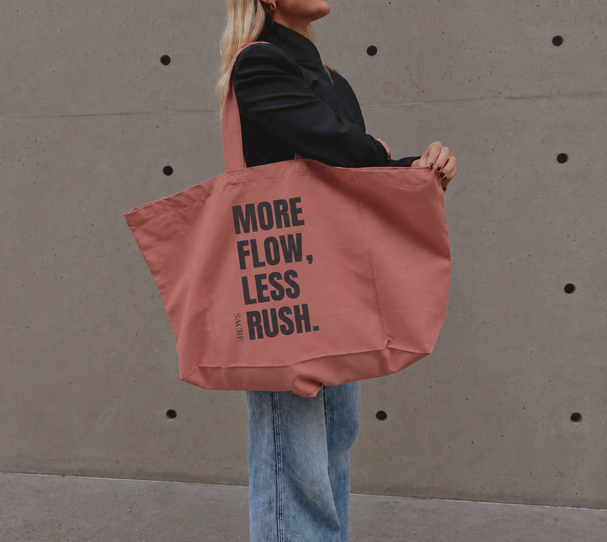 CABAS XXL - MORE FLOW, LESS RUSH. OCTOBRE ROSE EDITION.